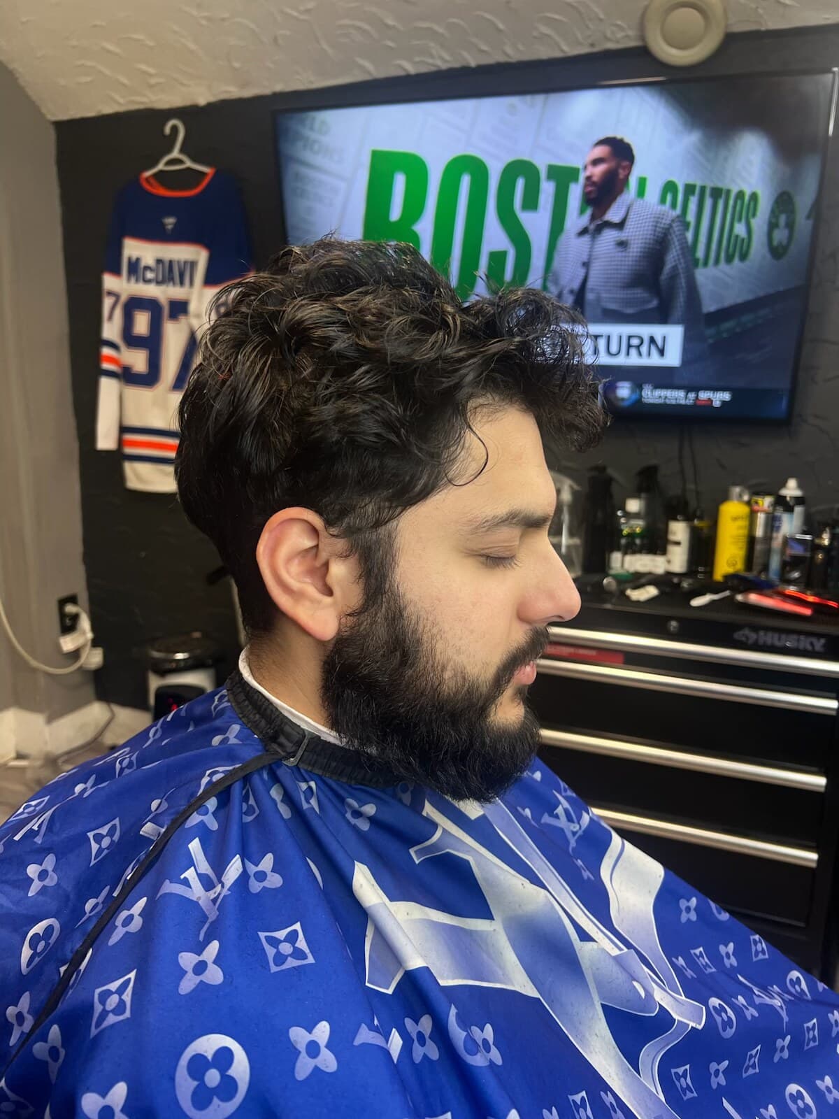Close beard and hairline edge work